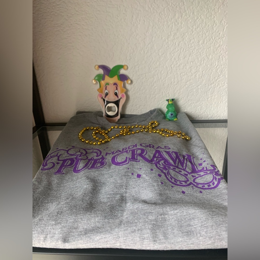 NEW Fun Mardi Gras Pub Crawl T-Shirt Lot New Orleans Celebration Party Drinking